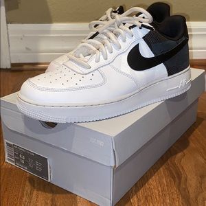 Air Force 1 ‘07 LV8 size 8.5